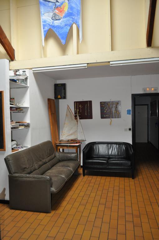 Sailcenter Limburg Hostel Kinrooi Exterior photo